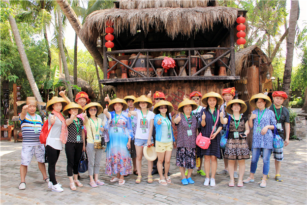 优秀员工及家属三亚行