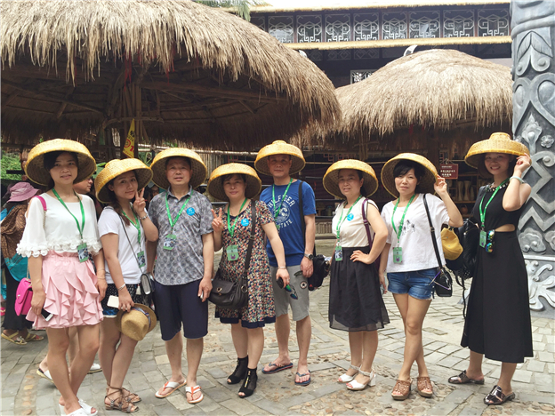 优秀员工及家属三亚行